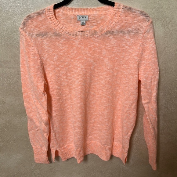 J. Crew Sweaters - EUC J.Crew sweater size xs